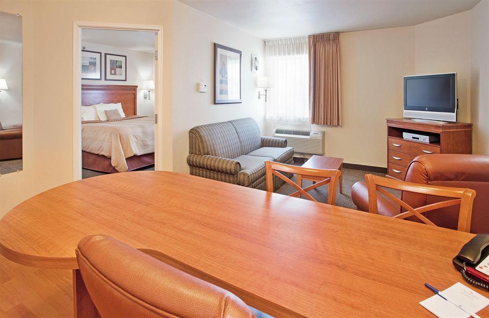Candlewood Suites Joplin By Ihg Room photo