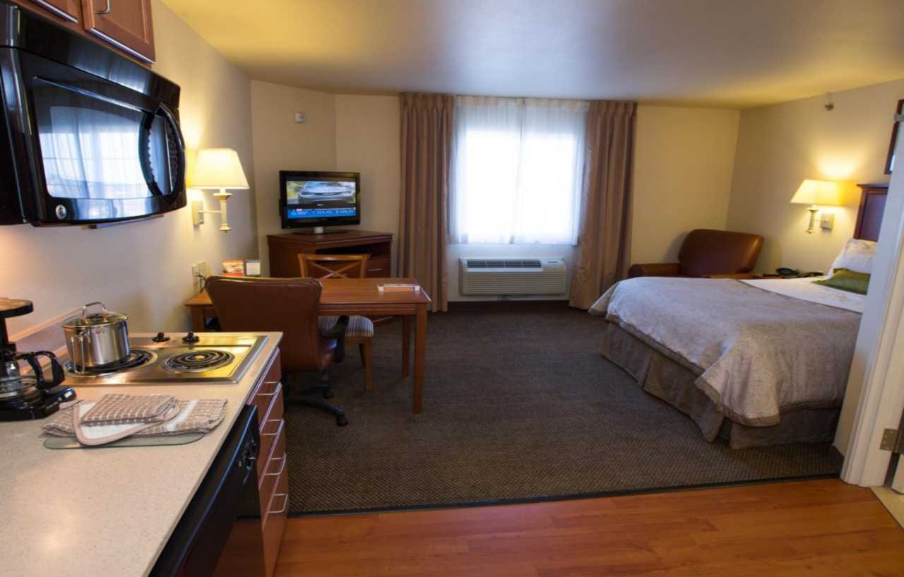 Candlewood Suites Joplin By Ihg Exterior photo