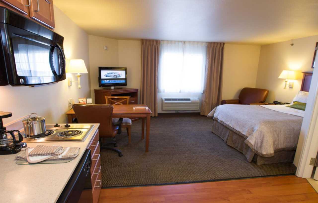 Candlewood Suites Joplin By Ihg Exterior photo